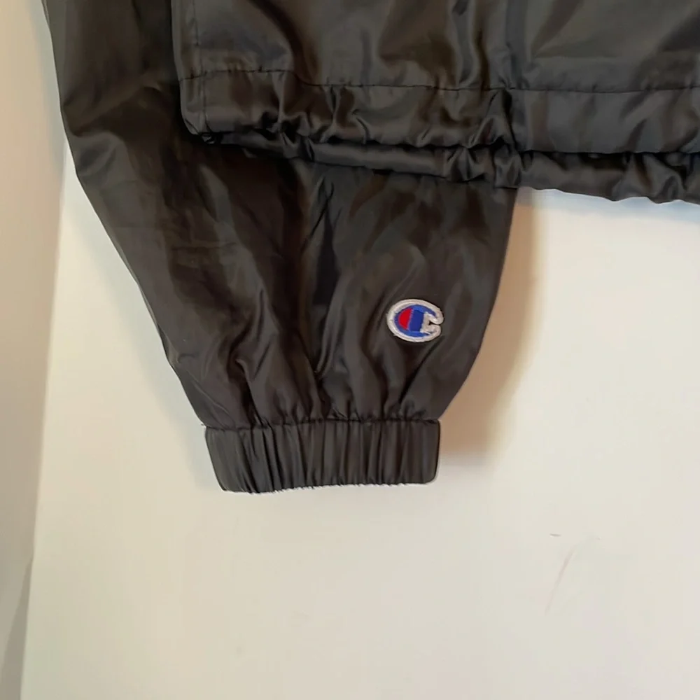 Champion Big kids Medium Wind Jacket Button up